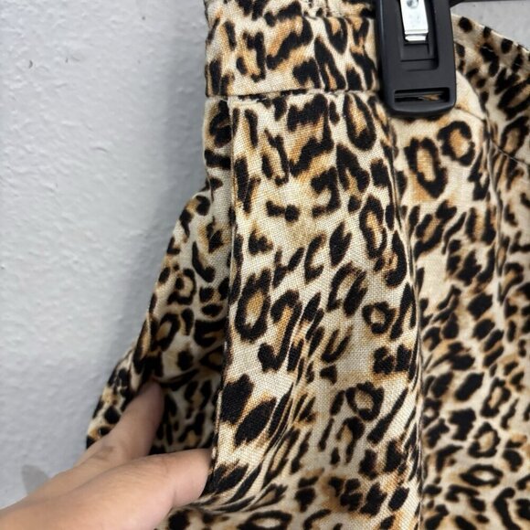 Chicos Animal Print Pull On Linen Shorts Women 2.5/US 14 - Picture 3 of 12
